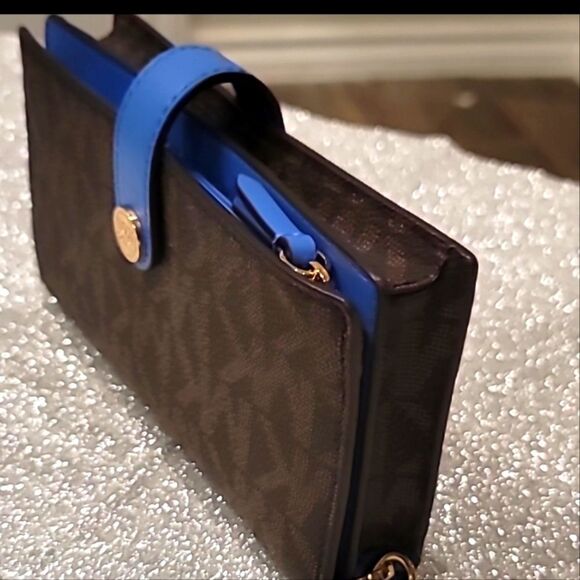 Michael Kors Jet Set Charm Small Phine Wristlet- Oxford - Picture 4 of 14